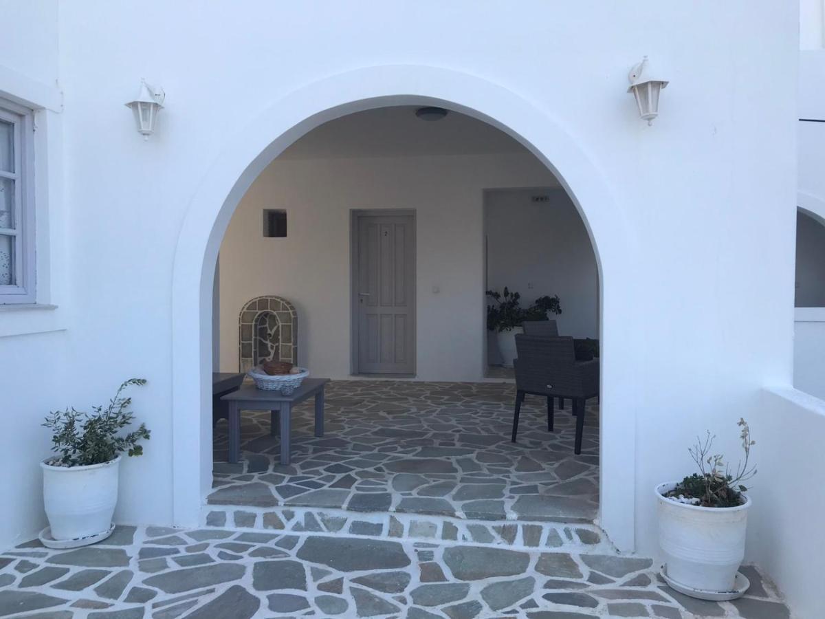 Althea Paros Lejlighedshotel Náousa Eksteriør billede